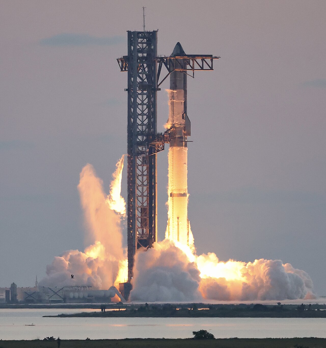 SpaceX Starship ignition during its launch on IFT-5.